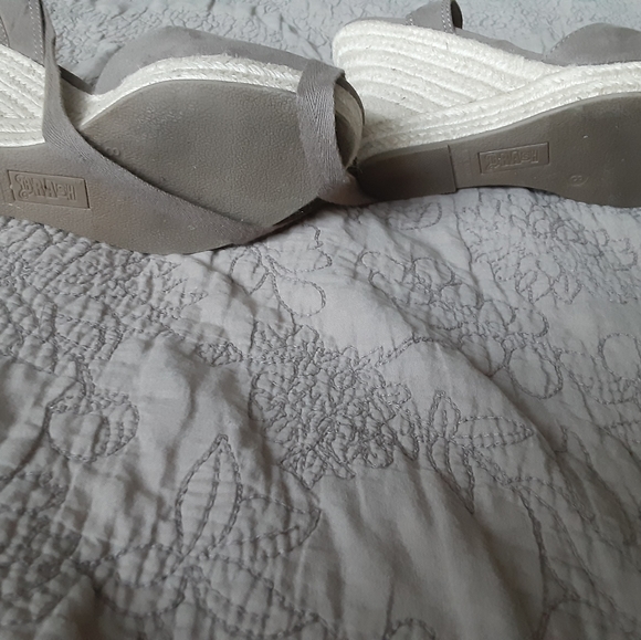 Wedges - Picture 3 of 5